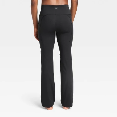 Women's Brushed Sculpt Pocket Straight Leg Pants 31.5" - All In Motion™ 3 Women's Brushed Sculpt Pocket Straight Leg Pants 31.5" - All In Motion™