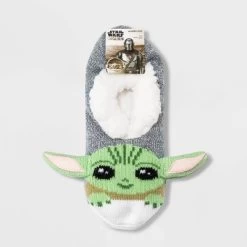 Women's Star Wars: The Mandalorian The Child Pull-On Microsuede Slipper Socks - Green 7-9.5