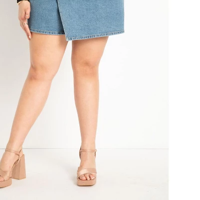 ELOQUII Women’s Plus Size Denim Skort 4 ELOQUII Women’s Plus Size Denim Skort - Image 2