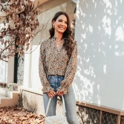 Women's Ditsy Floral Split Neck Top - Cupshe 10 Women's Ditsy Floral Split Neck Top - Cupshe -Style Haven Shop GUEST e71d2e12 5764 4b53 87dd e9bf92eeaae1