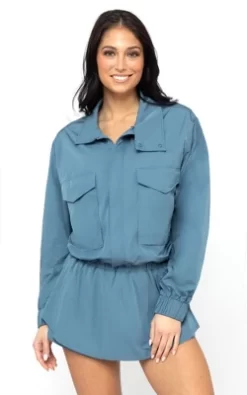 Yogalicious Radiant Commuter Woven Cropped Windbreaker With Front Patch Pockets -Style Haven Shop GUEST ec53833e 3d1f 49ea 940d 3c8c3729fac5